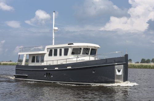 17 Steeler Explorer 50 PH 11
